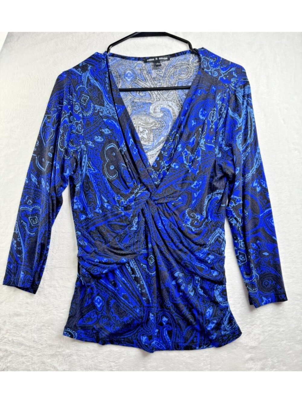 Cable & Gage Womens Top Size L Long  Sleeve Blue Print Cross Bodice